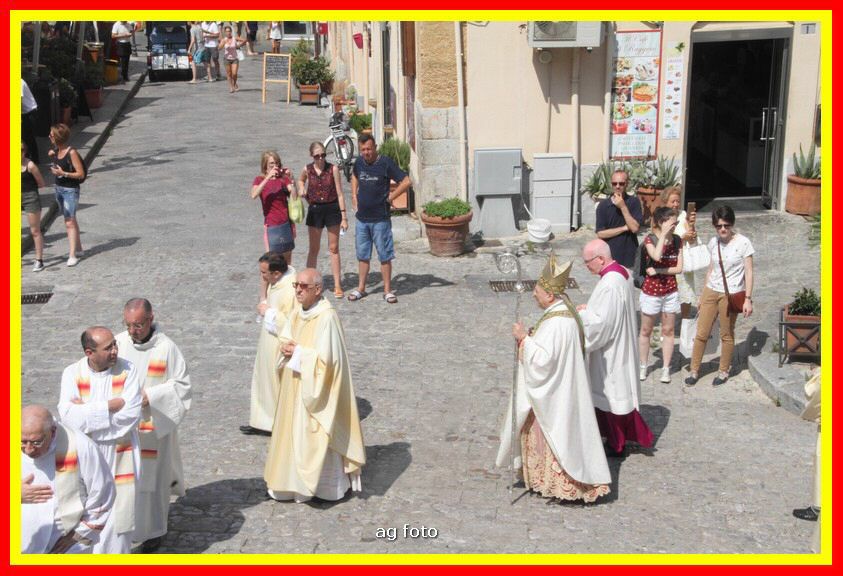 180806 Pontificale 082_tn_tm.jpg